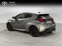 Usado Toyota Yaris 276 CV (202 kW) 2024 Gris / plata Utilitario