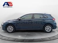 Usado Hyundai i30 120 CV (88 kW) 2022 Gris Berlina