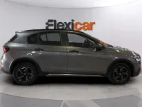 Usado Fiat Tipo Cross 131 CV (96 kW) 2022 Gris Berlina