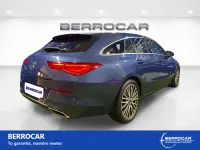 Usado Mercedes CLA220 Shooting Brake 190 CV (139 kW) 2021 Azul Familiar