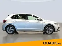 Usado VW Polo R-line 95 CV (69 kW) 2023 Gris Utilitario
