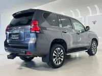 Usado Toyota Land Cruiser 204 CV (150 kW) 2023 Gris / plata SUV