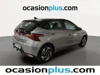 Usado Hyundai i20 101 CV (74 kW) 2021 Gris Utilitario