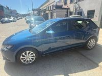 Usado Seat Leon Ecomotive 110 CV (80 kW) 2016 Azul Berlina