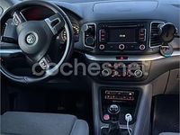 Usado VW Sharan Advance 140 CV (102 kW) 2012 Gris / plata Monovolumen
