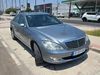 Usado Mercedes S320 235 CV (172 kW) 2006 Gris / plata Berlina