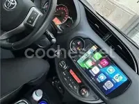 Usado Toyota Yaris Advance 99 CV (72 kW) 2015 Blanco Utilitario