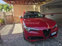 Usado Alfa Romeo Stelvio 180 CV (132 kW) 2017 Rojo SUV