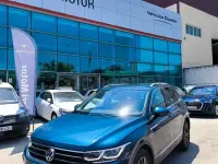Usado VW Tiguan Life 150 CV (110 kW) 2021 Azul SUV