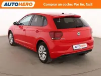 Usado VW Polo Comfortline 95 CV (69 kW) 2018 Rojo Utilitario