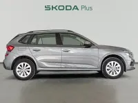 Usado Skoda Kamiq Essence 95 CV (69 kW) 2024 Gris SUV