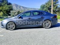 Usado Toyota Avensis Business Edition 143 CV (105 kW) 2017 Gris / plata Berlina