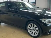 Usado BMW 118 Sport Line 150 CV (110 kW) 2017 Negro Utilitario