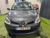 Usado Renault Clio II Privilege 105 CV (77 kW) 2008 Gris / plata Berlina