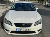 Usado Seat Leon Style 110 CV (80 kW) 2016 Blanco Berlina