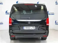 Begagnad Mercedes V300 Avantgarde 239 HK (175 kW) 2021 Svart Minibuss