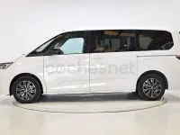 Usado VW Multivan Life 136 CV (100 kW) 2022 Blanco Monovolumen