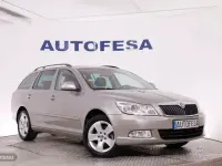 Usado Skoda Octavia 105 CV (77 kW) 2013 Plateado Familiar