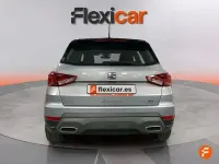 Usado Seat Arona FR 110 CV (80 kW) 2024 Gris SUV