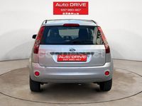 Usado Ford Fiesta Titanium 90 CV (66 kW) 2008 Gris / plata Utilitario