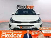Usado Kia Rio 84 CV (61 kW) 2022 Blanco Utilitario