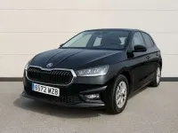 Usado Skoda Fabia Selection 95 CV (69 kW) 2025 Negro Utilitario