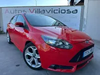 Usado Ford Focus ST 250 CV (183 kW) 2013 Rojo Berlina