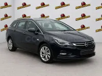 Usado Opel Astra Dynamic 125 CV (91 kW) 2018 Azul Familiar