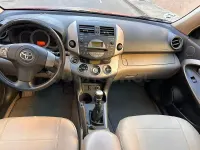 Usado Toyota RAV4 Premium 177 CV (130 kW) 2008 Granate SUV