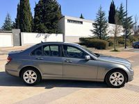Usado Mercedes C220 170 CV (125 kW) 2010 Gris / plata Berlina