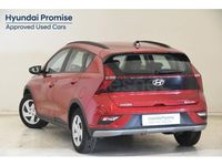 Usado Hyundai Bayon 84 CV (61 kW) 2024 Dragon red (perlado) SUV