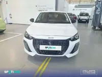 Usado Peugeot 208 Active 102 CV (75 kW) 2024 Blanco Utilitario