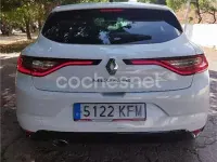Usado Renault Mégane Zen 130 CV (95 kW) 2017 Blanco Berlina