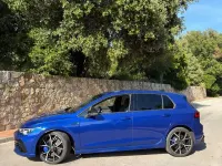 Usado VW Golf VIII R 320 CV (235 kW) 2022 Azul Berlina