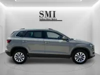 Usado Skoda Karoq Ambition 110 CV (80 kW) 2022 Gris SUV