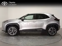 Usado Toyota Yaris Cross Style 116 CV (85 kW) 2022 Gris / plata SUV