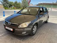 Usado Hyundai i30 Comfort 109 CV (80 kW) 2007 Gris / plata Utilitario