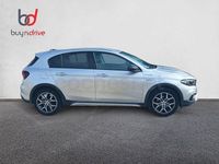 Usado Fiat Tipo Cross 101 CV (74 kW) 2022 Gris / plata Berlina