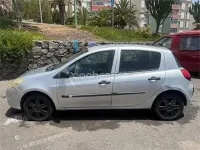 Usado Renault Clio II 75 CV (55 kW) 2011 Blanco Berlina