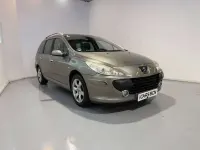 Usado Peugeot 307 90 CV (66 kW) 2006 Beige Familiar