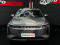 Usado Omoda 9 537 CV (394 kW) 2026 Gris / plata SUV