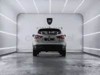 Usado Nissan Qashqai N-Connecta 110 CV (80 kW) 2015 Blanco SUV