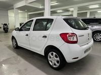 Usado Dacia Sandero 75 HP (55 kW) 2016 Branco Sedan