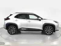 Usado Toyota Yaris Cross Active 130 CV (95 kW) 2025 Gris SUV