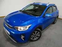 Usado Kia Stonic 84 CV (61 kW) 2023 Azul SUV
