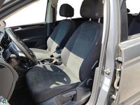 Usado VW Touran Sportline 150 CV (110 kW) 2021 Gris/plata Monovolumen