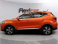 Usado MG ZS Comfort 106 CV (77 kW) 2022 Naranja SUV