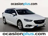 Usado Opel Insignia Selective 136 CV (100 kW) 2018 Blanco Familiar