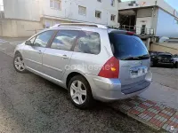 Usado Peugeot 307 110 CV (80 kW) 2004 Gris / plata Familiar