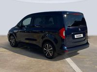 Usado Mercedes 180 116 CV (85 kW) 2024 Azul Berlina